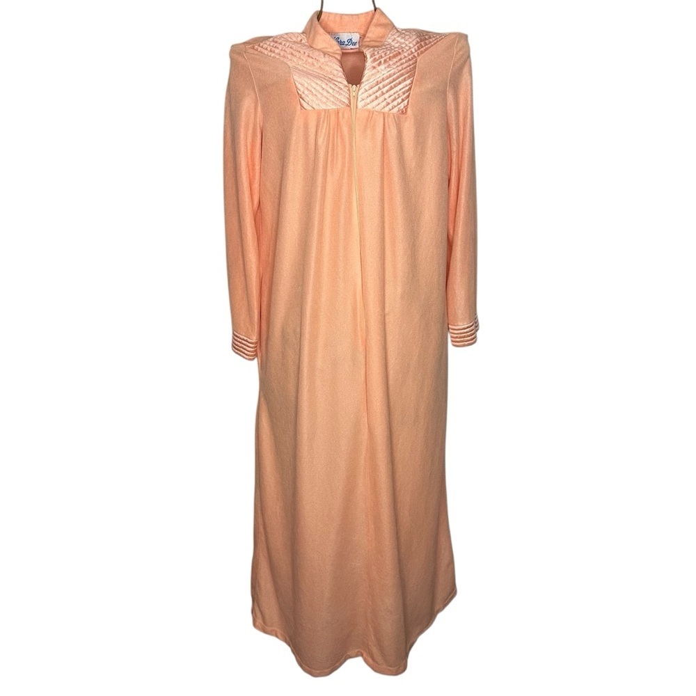 Lara Dee Vintage Half Zip Night gown / Night Dress - Women’s Size M - Peach